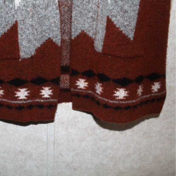 Snails & Cinnamon Aztec Print Long Oversized Warm Cardigan Pockets Size Large - Picture 8 of 16